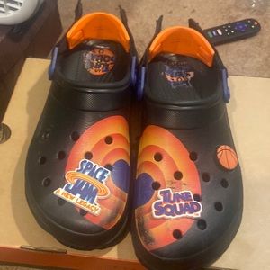 Space jam crocs 2021